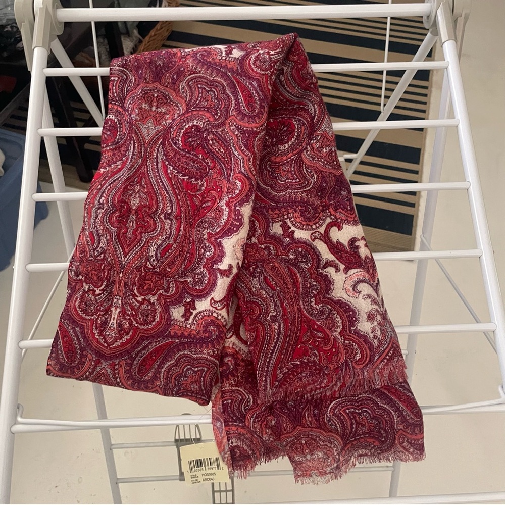 NWT Lucky Brand Paisley Red and White Scarf